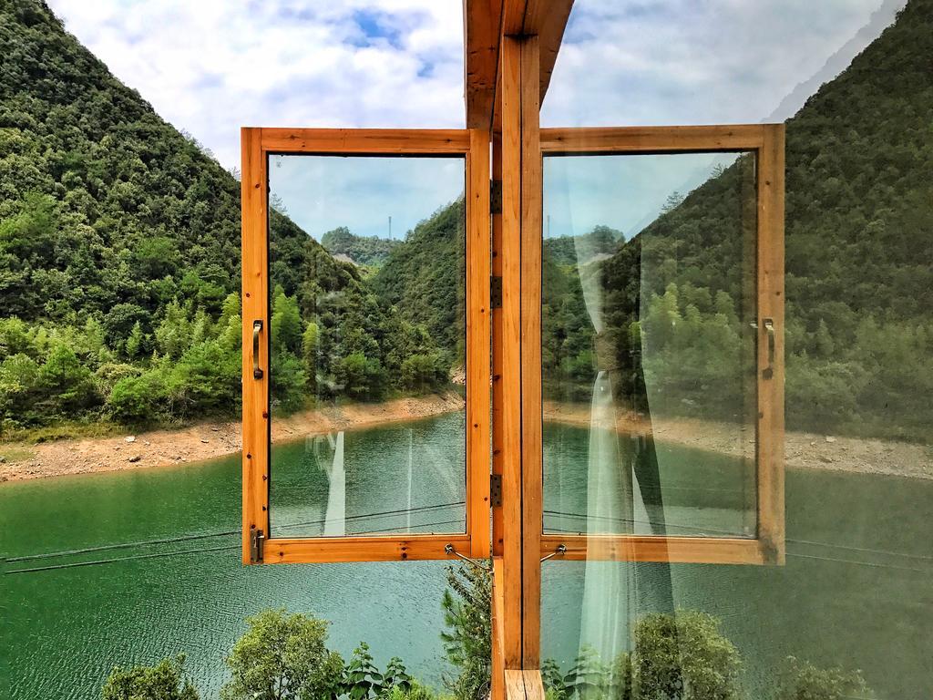 The Lake View Deyishe Resort In Thousand Island Lake Qianwu Exterior photo